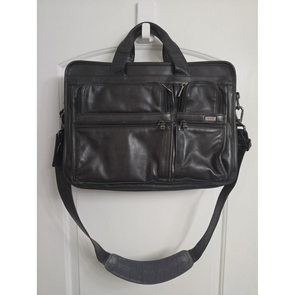 Tumi Alpha Expandable Organizer Laptop Briefcase black leather Office Work EUC
